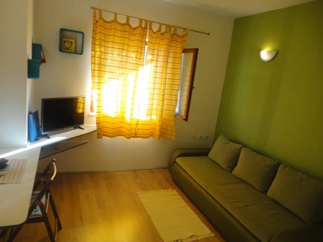 Apartment Belic Vinko- House Jelsa (Hvar)