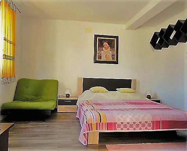 Apartment Belic Vinko- House Jelsa (Hvar)